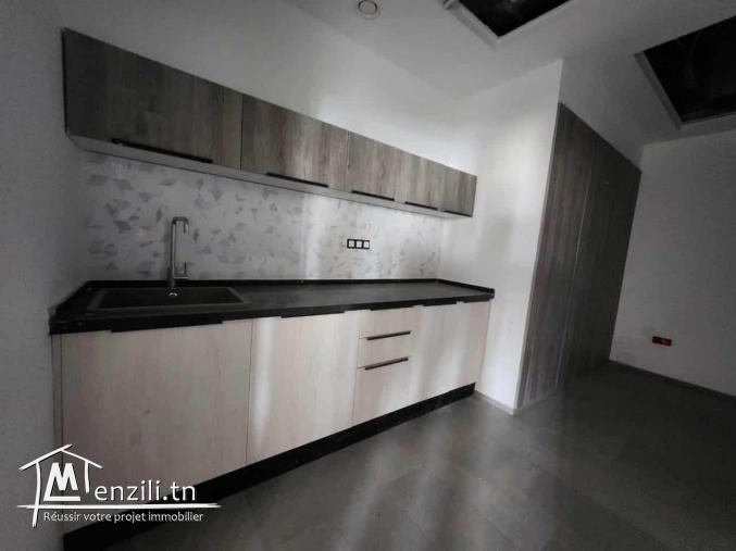 open space 1220 m² ths au pole la gazelle