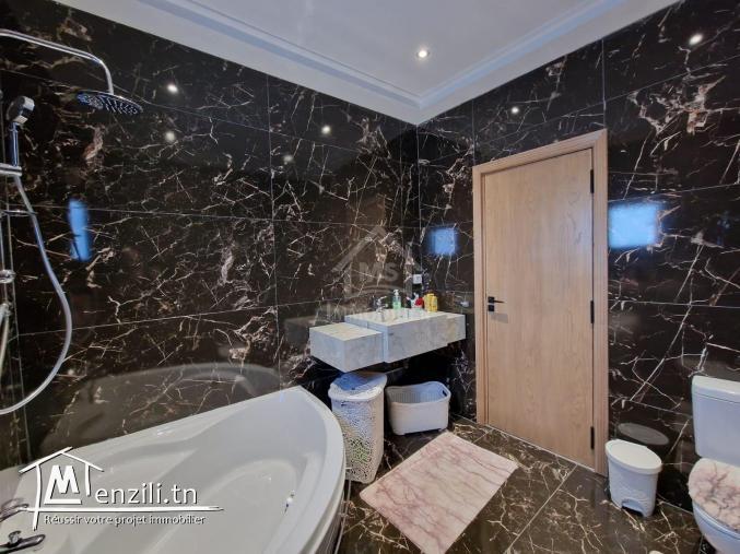 Villa de 465 m² à Hammamet Sud à vendre