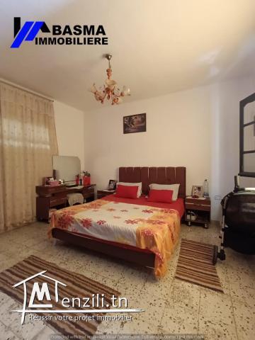 A VENDRE: Une maison située à Akouda