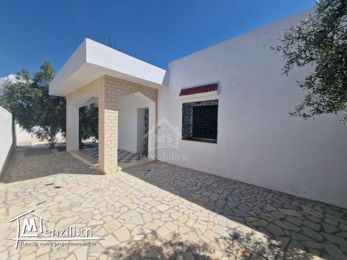 Spacieuse maison S+2 à Hammamet Sud à vendre 51355351