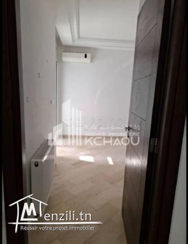 a louer s2  très haut standing a ennasr