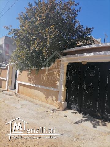 Maison S+2 avec jardin à vendre à Hammamet Sud 51355351