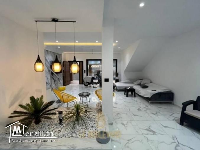 A vendre Villa duplex S4 avec piscine à Benikhiar Nabeul