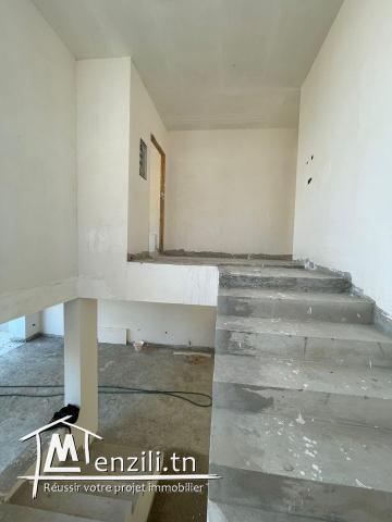 Villa inachevée à Soukra Parc