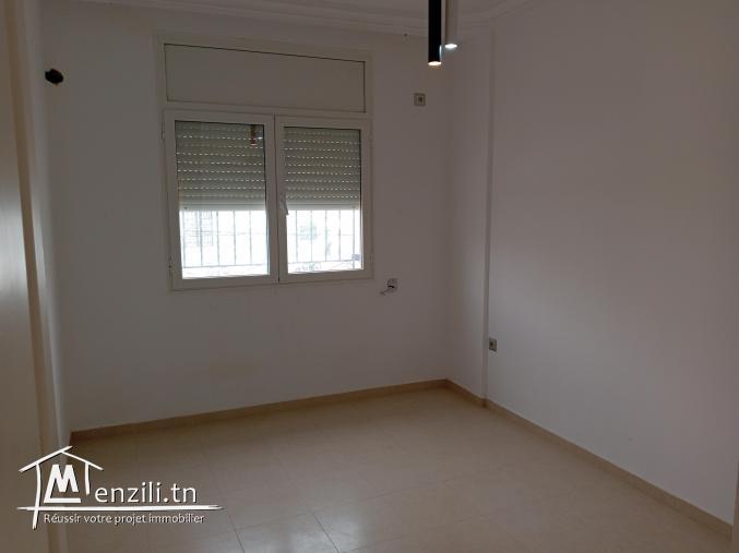 À louer – Étage villa S+3 à Riadh EL Andalous (Ariana)