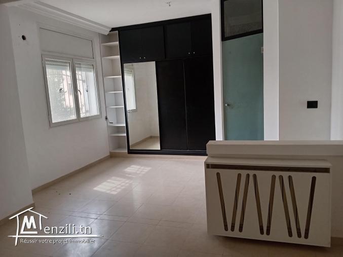 À louer – Étage villa S+3 à Riadh EL Andalous (Ariana)