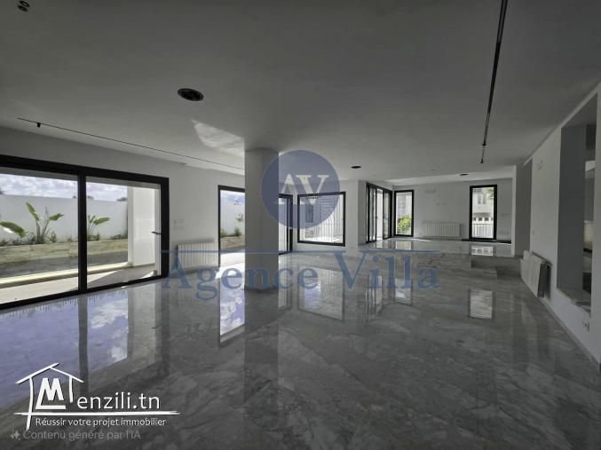 une villa s4 à la marsa avec piscine et jardin