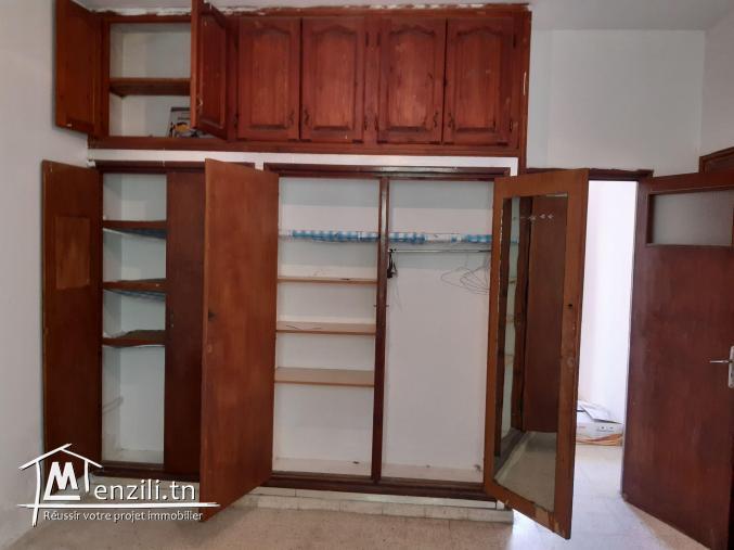 A louer studio à Khaznadar