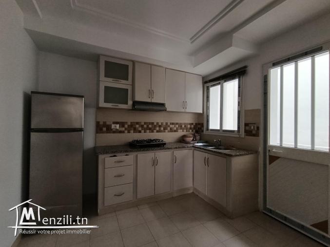 Un appartement S+2 -130m² - 200m de la plage