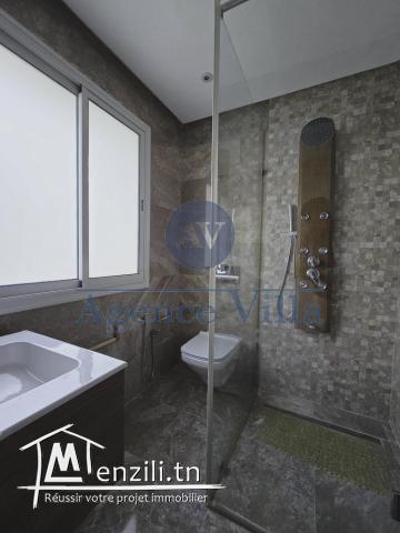 un duplex s3 à la soukra avec jardin