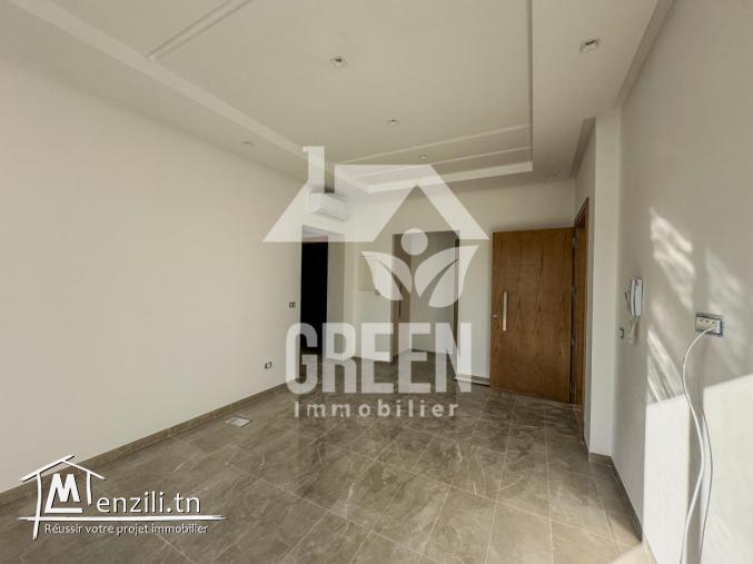 Appartement s+2 la Queen