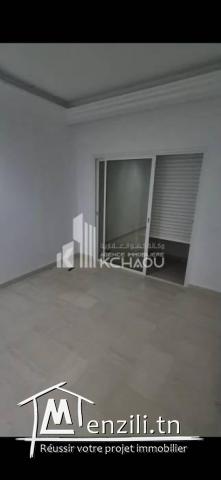 a louer  s4 étage de villa aux jardins d el menzah 1