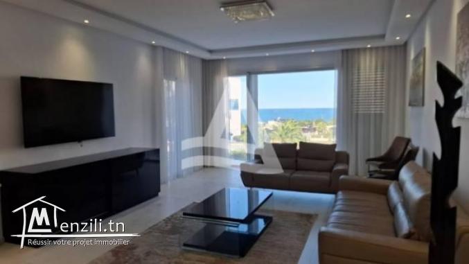 Apprtement richement meublé vue mer