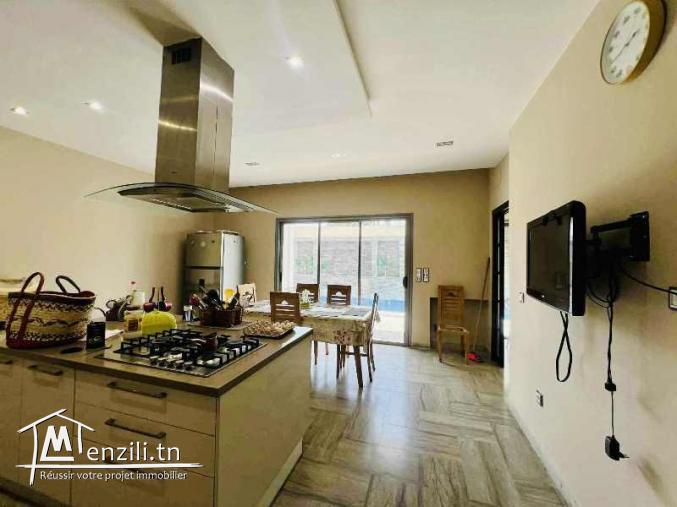 V562 Villa SIERRE LA BELLE VILLA