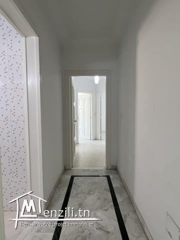 La Soukra : APPARTEMENT S+3 À LOUER