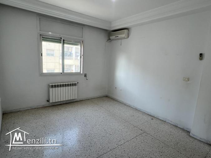 La Soukra : APPARTEMENT S+3 À LOUER