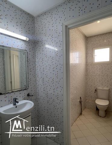 La Soukra : APPARTEMENT S+3 À LOUER
