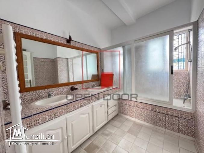 Triplex S4 à La Marsa Cité Les Pins