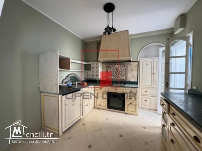 Triplex S4 à La Marsa Cité Les Pins