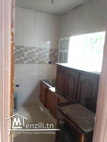 terrain 308 m 2 + maison 60 m2