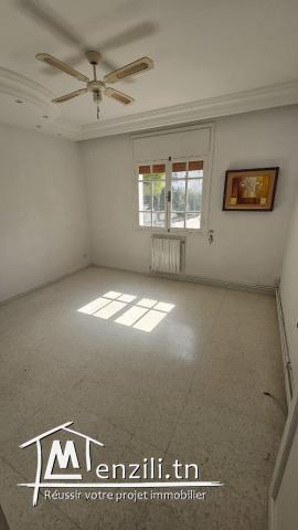 Appartement S+3 à louer à Ennaser