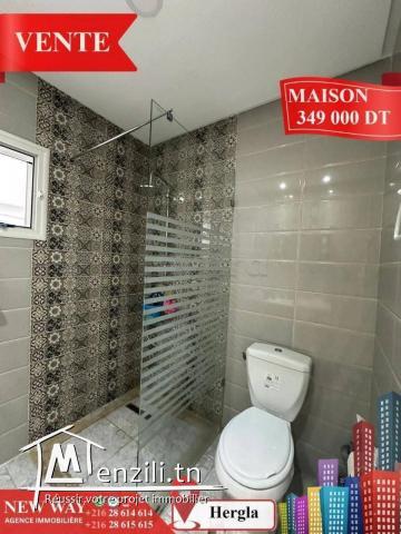 Maison à Hergla, Proche de toutes Commodités