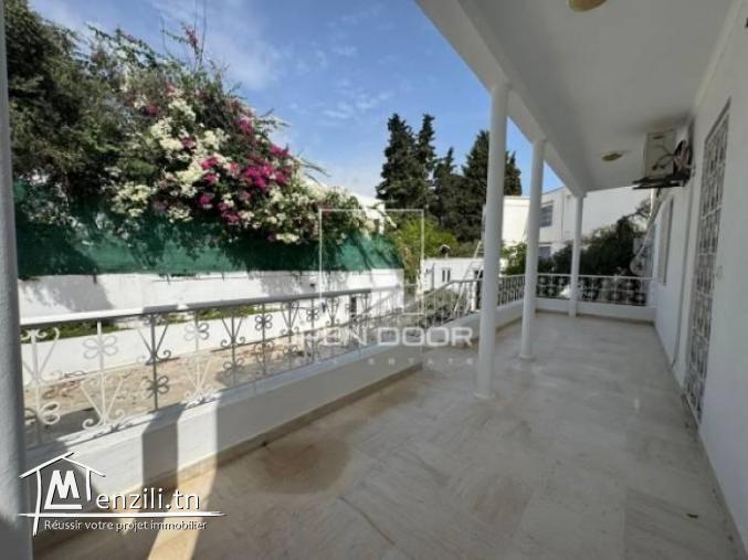 Rez-de-chaussée de villa meublé à louer – Quartier résidentiel proche lycée Flaubert