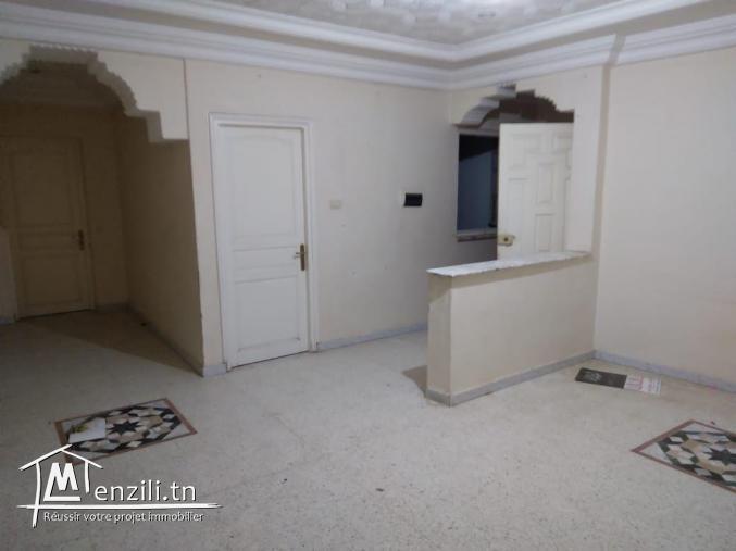 À vendre à Hay Ennour, Gafsa – 2 maisons indépendantes avec titres bleus