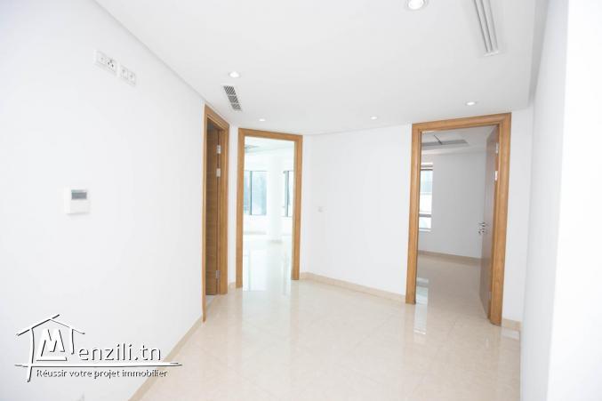 Bureau A+2 à Khézama Touristique