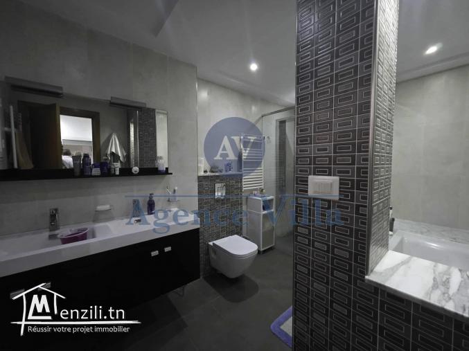 une villa s5 avec piscine aux lac2