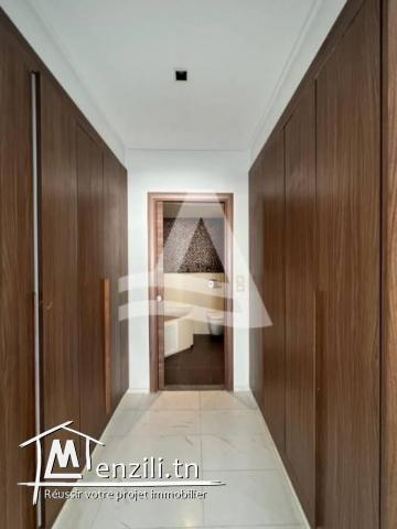 Location Appartement avec piscine au lac 2