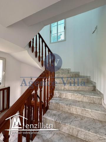 une villa s4 à la marsa avec jardin