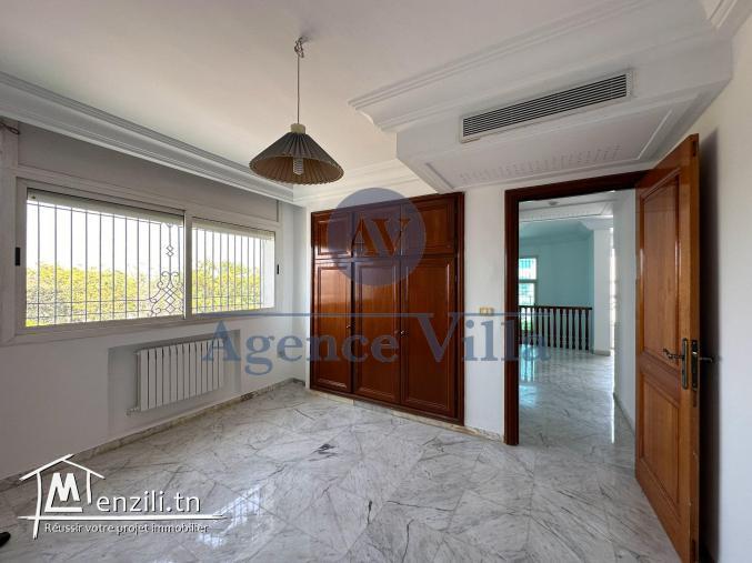 une villa s4 à la marsa avec jardin