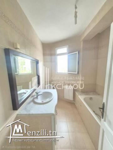 a louer etage de villa S4 a ennasr