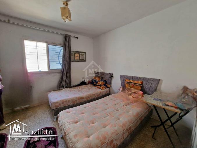 Maison S+2 à vendre à 180 MD à Hammamet Sud 51355351