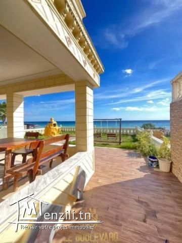 A VENDRE Villa S3 pied dans l’eau située à Kelibia Nabeul
