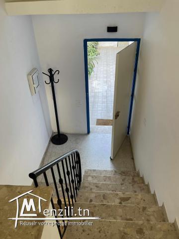 Rdc de villa à louer à La Marsa