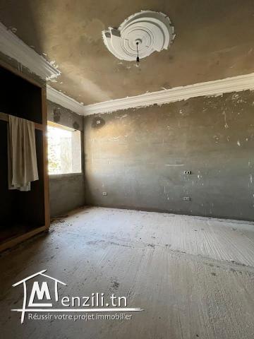 2 étages de Villa à vendre avec un prix imbattable