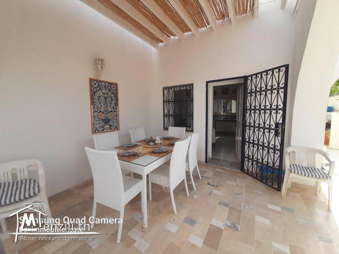 villa s+3 avec piscine a vendre