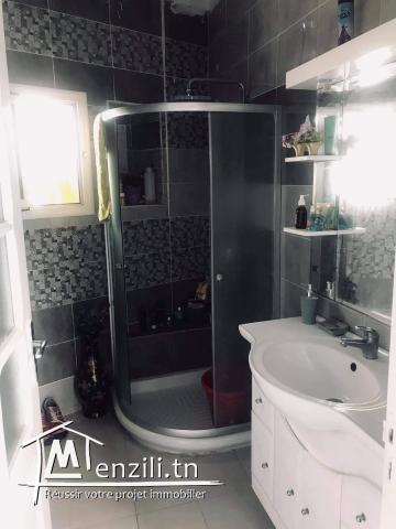 A vendre maison à Maakel Ezzaiem