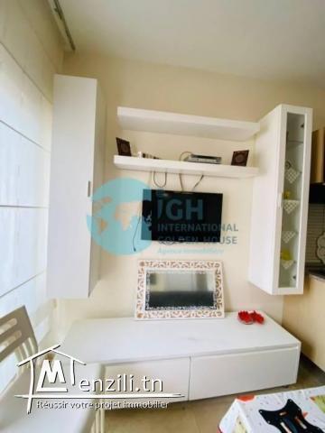 À VENDRE  – Studio S0 meublé dans résidence avec piscine proche de la plage