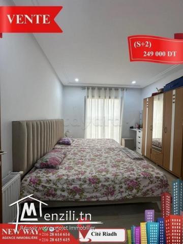 (S+2) à Cité Riadh 1 avec Place de Parking