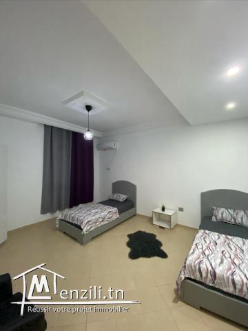 UNE MAISON 4 CHAMBRES AVEC PISCINE SITUEE A TEZDAINE PROCHE MOSQUEE KHALED IBN WALID