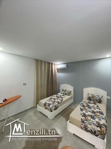 UNE MAISON 4 CHAMBRES AVEC PISCINE SITUEE A TEZDAINE PROCHE MOSQUEE KHALED IBN WALID