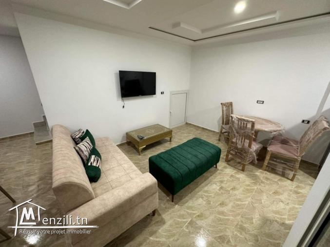 UNE MAISON 3 CHAMBRES  SITUEE AU ROND POINT DU PHARE