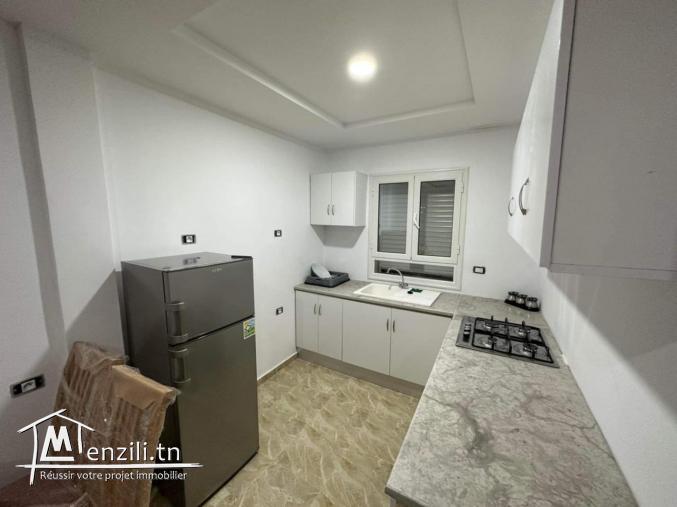 UNE MAISON 3 CHAMBRES  SITUEE AU ROND POINT DU PHARE