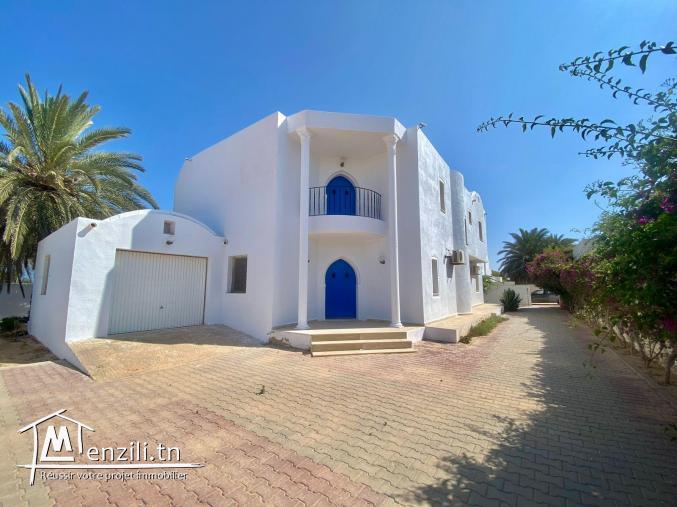 A louer la villa aghir 1 S+3 à Djerba Aghir