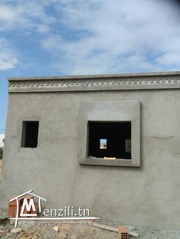 une maison 2 chambres en cours du construction à houmt souk proche du centre ville