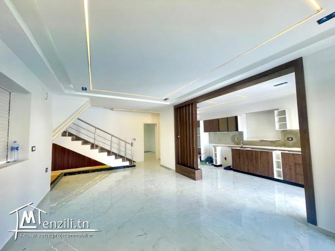 une maison 4 chambres avec piscine à Tezdaine, vue sur mer