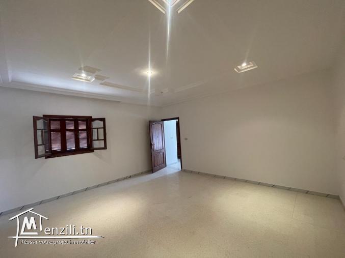 une maison 2 chambres à Aghir 5 min de la mer